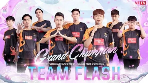 Khoảnh khắc đăng quang cuối cùng của Team Flash vào năm 2020