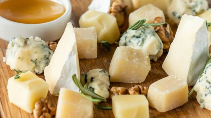 10 loại phô mai 'nặng mùi' đáng trải nghiệm nhất toàn cầu: Cuộc phiêu lưu vị giác đầy thú vị 14