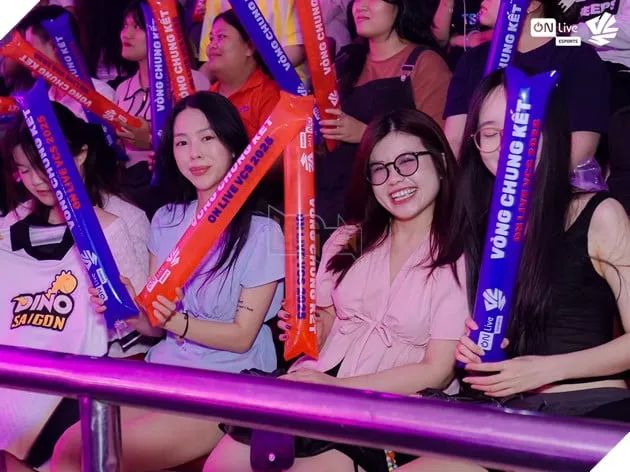 Đông đảo cổ động viên đặt trọn niềm tin vào đội tuyển Saigon Dino