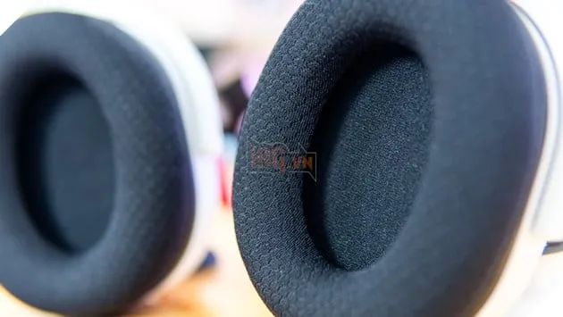 Đánh giá chi tiết Razer Barracuda X Chroma phiên bản Nintendo Switch 2