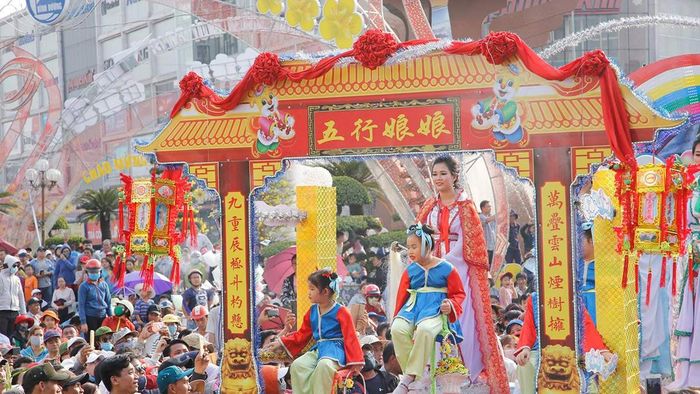 những lễ hội đặc sắc nhất Bình Dương