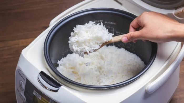 huong-dan-nau-com-1