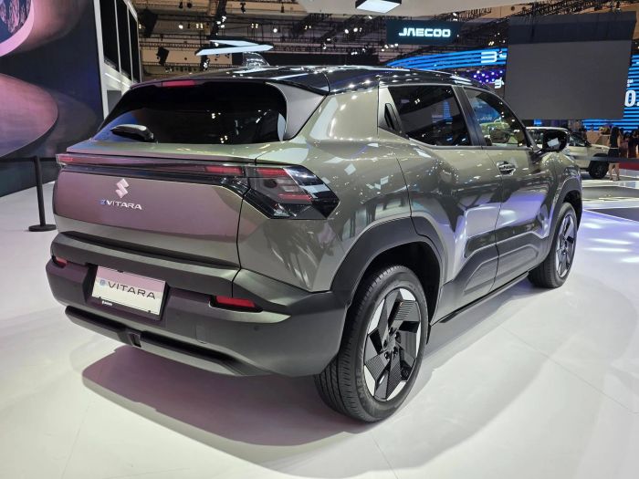 Hình ảnh Suzuki e VITARA 2.jpg