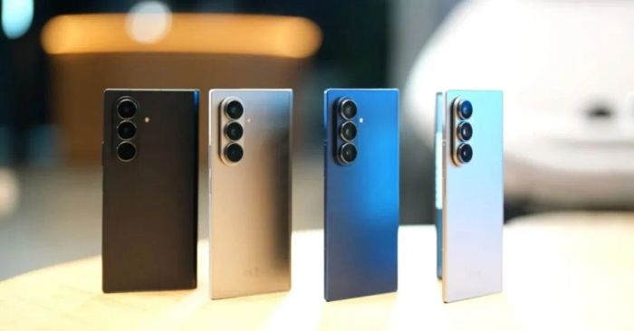 Cấu tạo bên trong Galaxy Z Fold 7