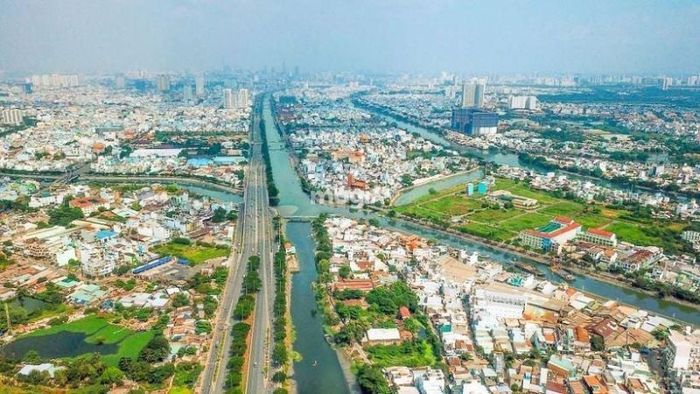 Những yếu tố then chốt tác động đến biến động giá bất động sản Quận 8 sau sáp nhập