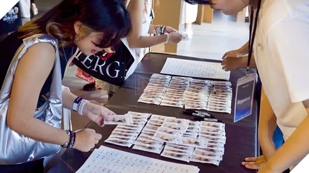 Chương Trình Ra Mắt Độc Đáo Của Vong Xuyên Phong Hoa Lục Tại Thái Lan