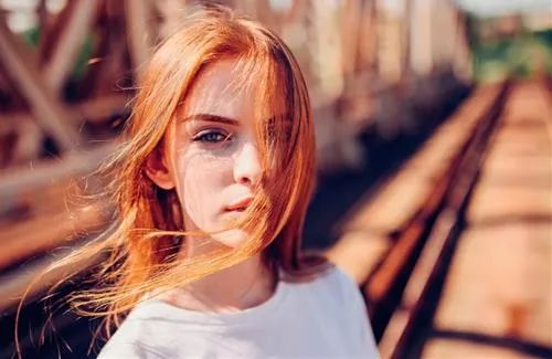 Chiron đi ngược chiều 2025