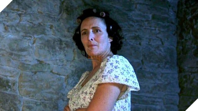 Ảnh chụp nhân vật Petunia Dursley trong phim.