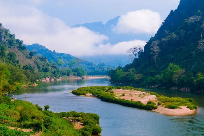 Bí kíp du lịch Pakse tự túc: Khám phá vẻ đẹp nên thơ của thành phố Lào
