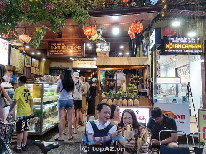 Bánh Mì Phượng - 2B Phan Chu Trinh