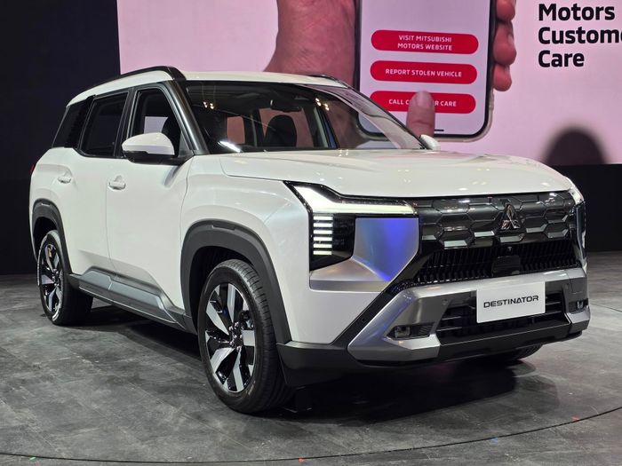 Mitsubishi Destinator 2026 all new 8.jpg