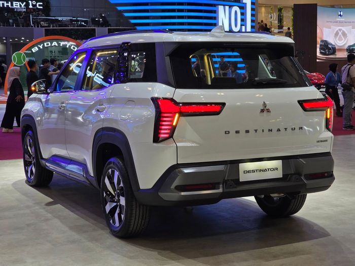 Mitsubishi Destinator 2026 all new 2.jpg