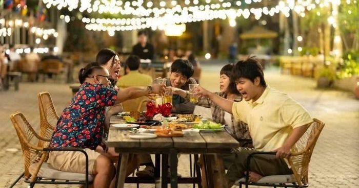 Tác phẩm Mang Mẹ Đi Bỏ sẽ còn lay động mạnh mẽ hơn nữa nếu có kết cấu chặt chẽ và cô đọng hơn