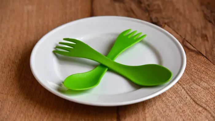 melamine-la-gi-8