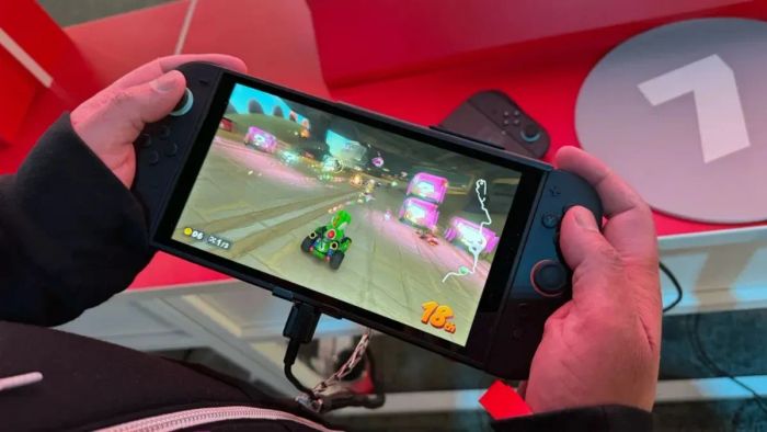 Trước đó, cộng đồng game thủ đã liên tục báo cáo về vấn đề nhiệt độ đáng lo ngại trên Switch 2, ngay cả khi chạy các tựa game có cấu hình không quá cao