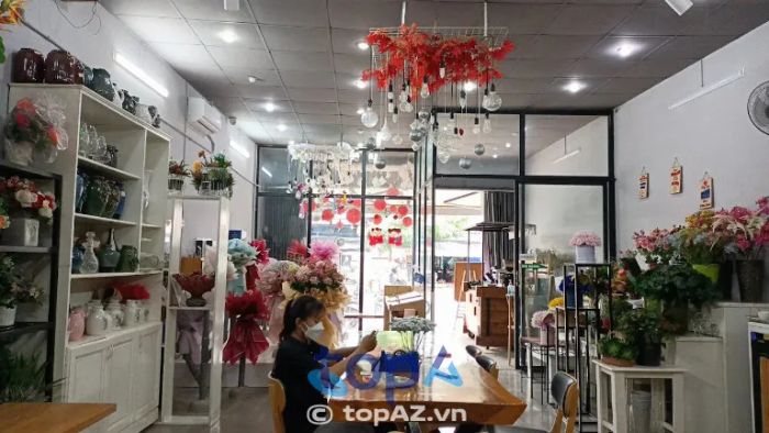 Queen Flowers – 48 đường Nguyễn Hội
