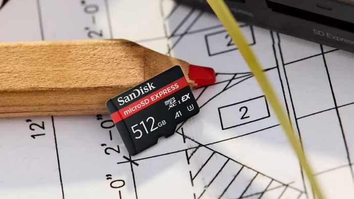Thiết kế của microSD Express đặc biệt tập trung vào khả năng kháng nước, chịu được nhiệt độ khắc nghiệt, độ ẩm cao, chống sốc, chống nhiễu từ, chống tia X và chống mài mòn