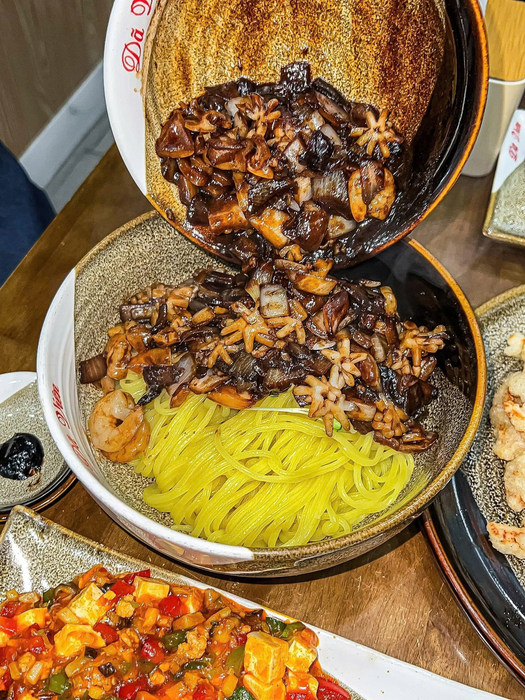 mi tuong den Da Nang 2.png