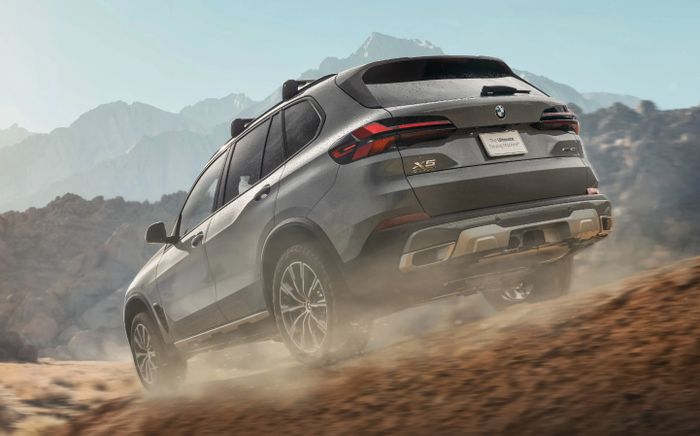 BMW SUV.jpg