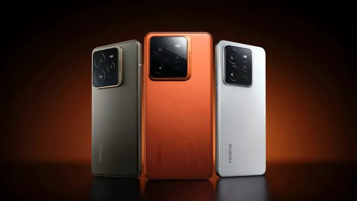 realme-GT-8-3