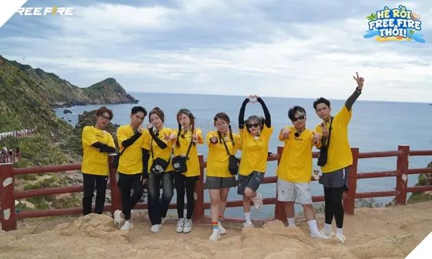 Các KOLs Free Fire hào hứng bước vào hành trình khám phá văn hóa tại Eo Gió, Quy Nhơn
