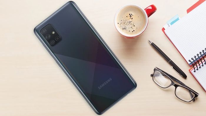 Samsung-A71-gia-bao-nhieu-1