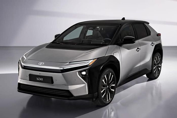 Toyota_BZ4X_Minorchange_2025_001-1.jpg