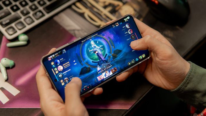 Thời điểm phát hành chính thức của Liên Quân Mobile là khi nào?