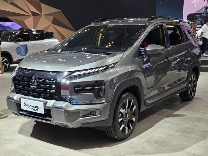 Mitsubishi Xpander facelift 2025-1 (1).jpg