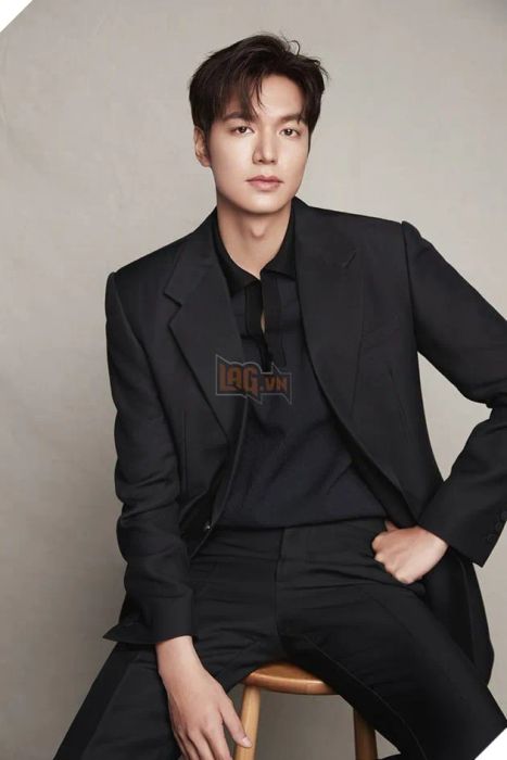 Lee Min Ho, hiện tượng văn hóa toàn cầu được biết đến rộng rãi qua Vườn Sao Băng, Người Thừa Kế, đang chiếm giữ vị trí á quân trong top những nam diễn viên Hàn Quốc có tài sản khổng lồ nhất năm 2025.