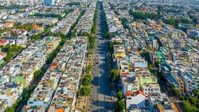 Tác động của công tác quy hoạch và quản lý hành chính lên thị trường bất động sản Quận Tân Bình sau sự kiện sáp nhập