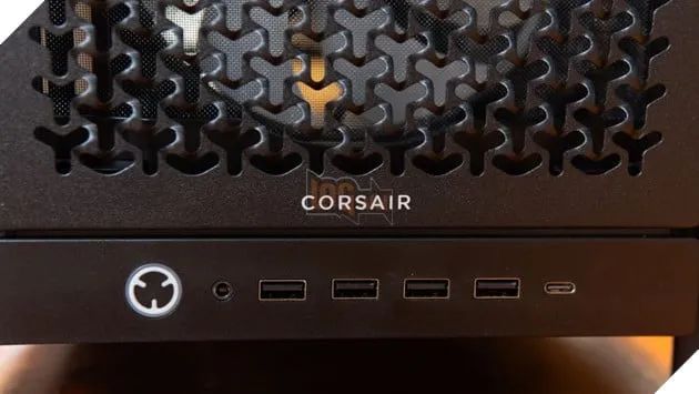 Đánh Giá Corsair Frame 5000D RS ARGB: Thiết Kế Tối Ưu Cho Không Gian Lắp Tản Nhiệt 9