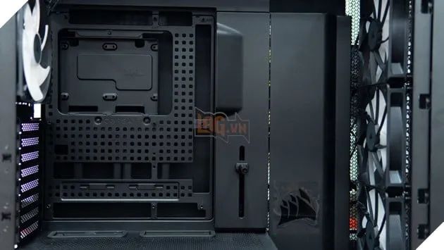Đánh Giá Corsair Frame 5000D RS ARGB: Thiết Kế Tối Ưu Cho Không Gian Lắp Tản Nhiệt 12
