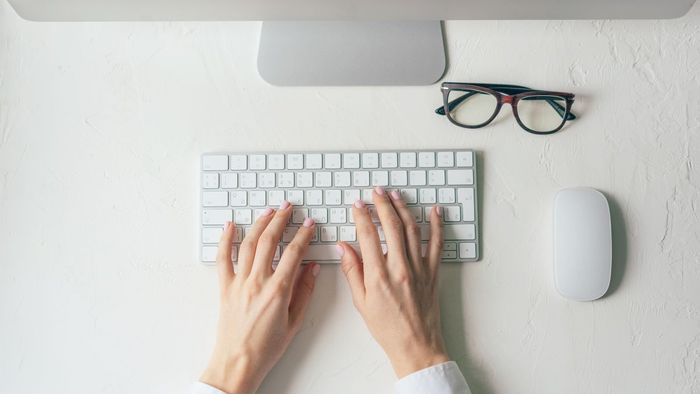 Keyboard còn được biết đến với cái tên thông dụng là bàn phím máy tính