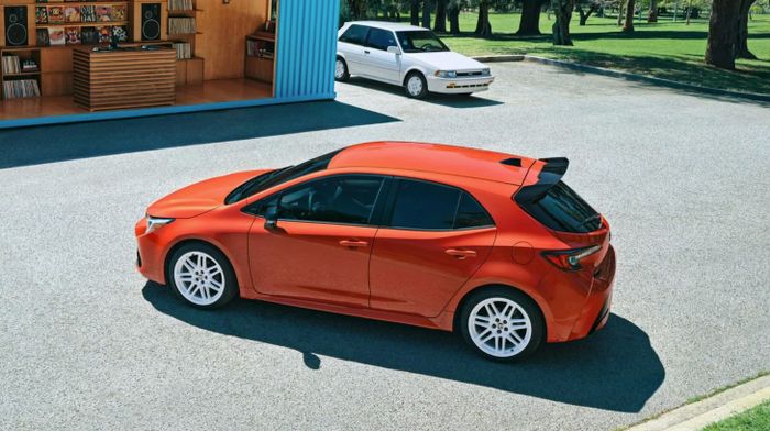 2026-Toyota-Corolla-Hatchback-FX-3.jpg