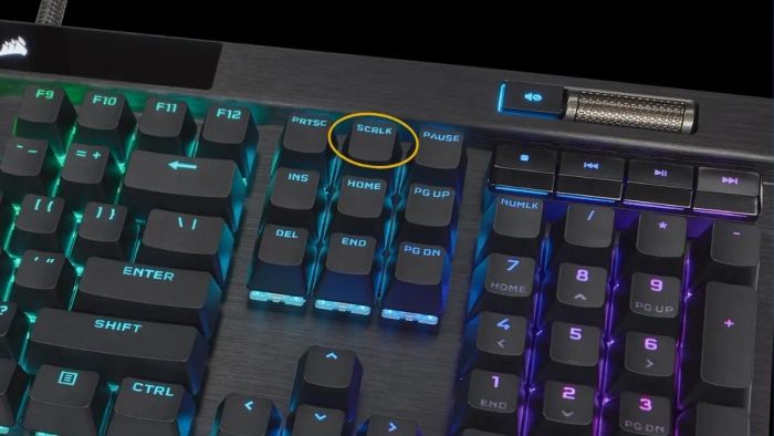 Phím Scroll Lock (ký hiệu ScrLk) đóng vai trò là một công cụ hữu ích, hỗ trợ đa dạng các thao tác và nhiệm vụ khác nhau