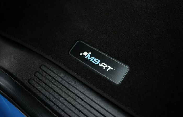 Ranger MS-RT PHEV 7.jpg