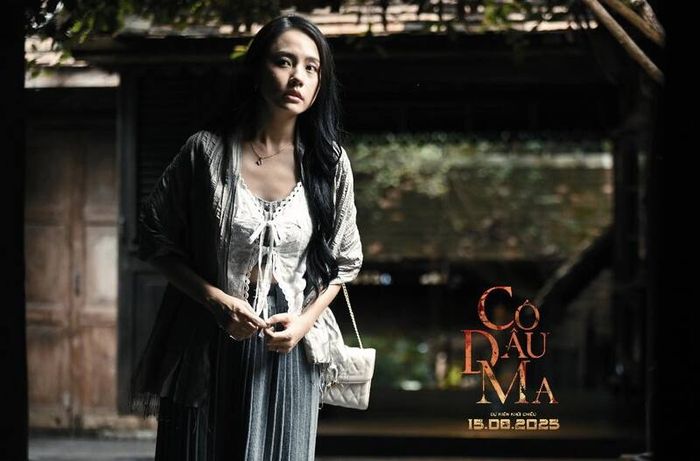 Yến một mình đến Thái Lan để gia nhập gia tộc danh tiếng