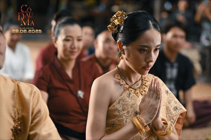 Phục trang trong Cô Dâu Ma thực sự thu hút sự chú ý của người xem