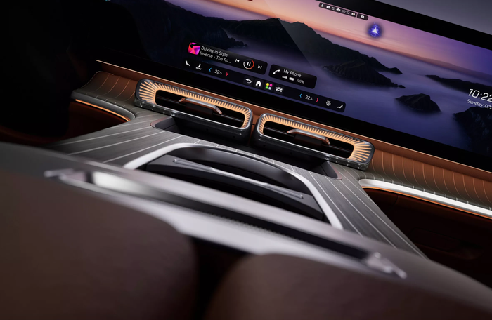 2026-Mercedes-GLC-EV-interior 2025-09-06 lúc 09.17.16.png