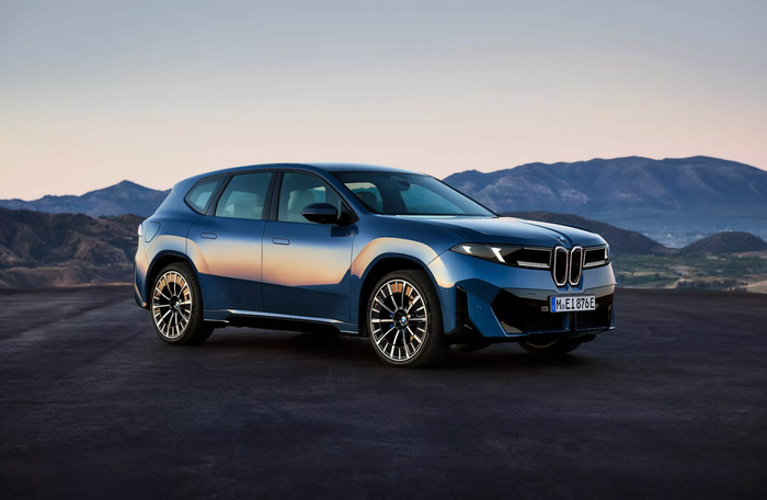 BMW-iX3 2025-09-06 lúc 08.51.25.png