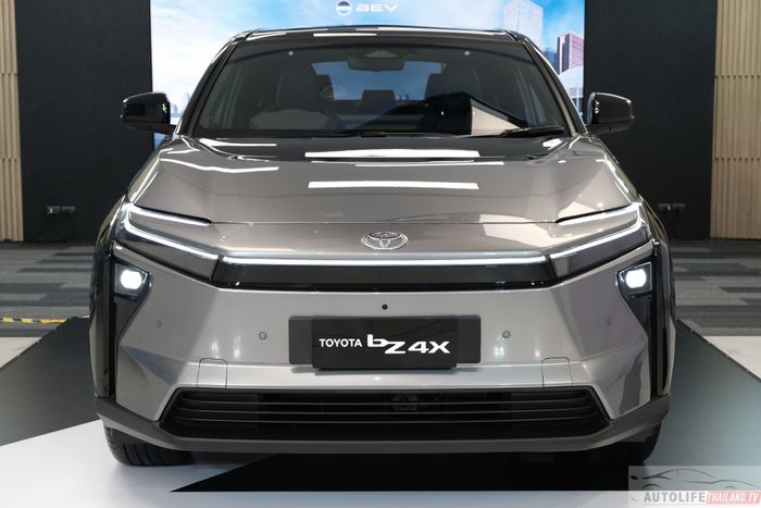 Toyota BZ4X 8.jpg