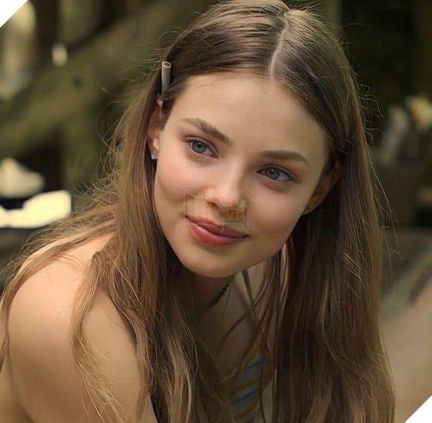 Chân dung nữ diễn viên Kristine Froseth.