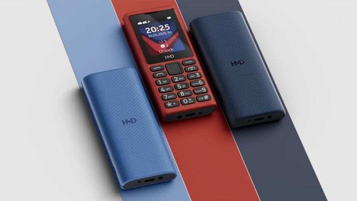 Cả hai mẫu điện thoại đều có thiết kế với pin có thể tháo rời, mang đến sự tiện dụng cho người dùng khi thay thế hoặc thay pin.