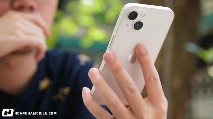 gia-iphone-13-thuong-cap-nhat-bang-gia-iphone-13-series-moi-nhat-3