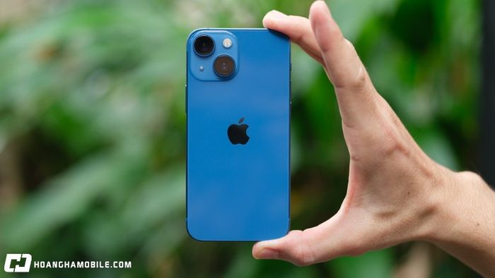 gia-iphone-13-thuong-cap-nhat-bang-gia-iphone-13-series-moi-nhat-1