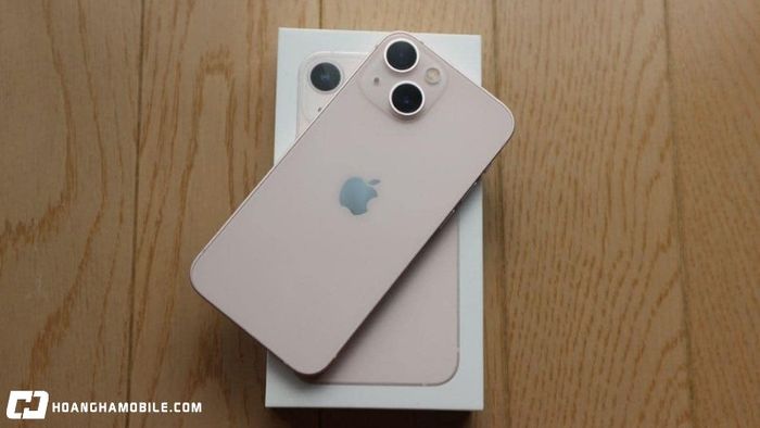 gia-iphone-13-thuong-cap-nhat-bang-gia-iphone-13-series-moi-nhat-4