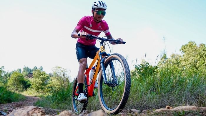 Khám phá bộ sưu tập 50+ ảnh xe đạp cực chất với đủ mọi kiểu dáng và phong cách, từ xe thể thao đến xe địa hình, phù hợp cho tất cả mọi người.