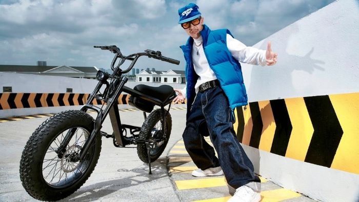 Bộ ảnh xe đạp cực chất này mang đến những hình ảnh tuyệt đẹp với các mẫu xe phong cách, mạnh mẽ và năng động, dành cho những tín đồ yêu thích xe đạp.