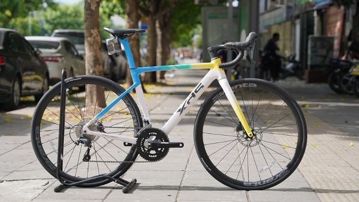 Khám phá bộ sưu tập 50+ ảnh xe đạp cực chất, với những mẫu xe mạnh mẽ, đầy phong cách và sáng tạo, dành cho cả nam và nữ.